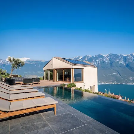 Villa Arias View *