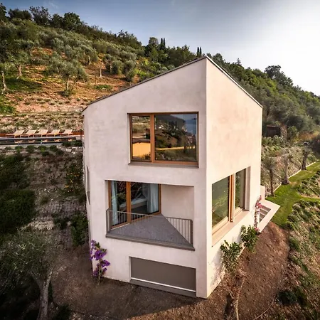 Arias View Villa *
